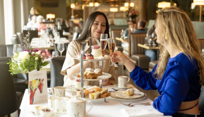 Afternoon tea  x Club Hotel